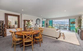 Qv Stays Waterfront Suite With Views To Amaze